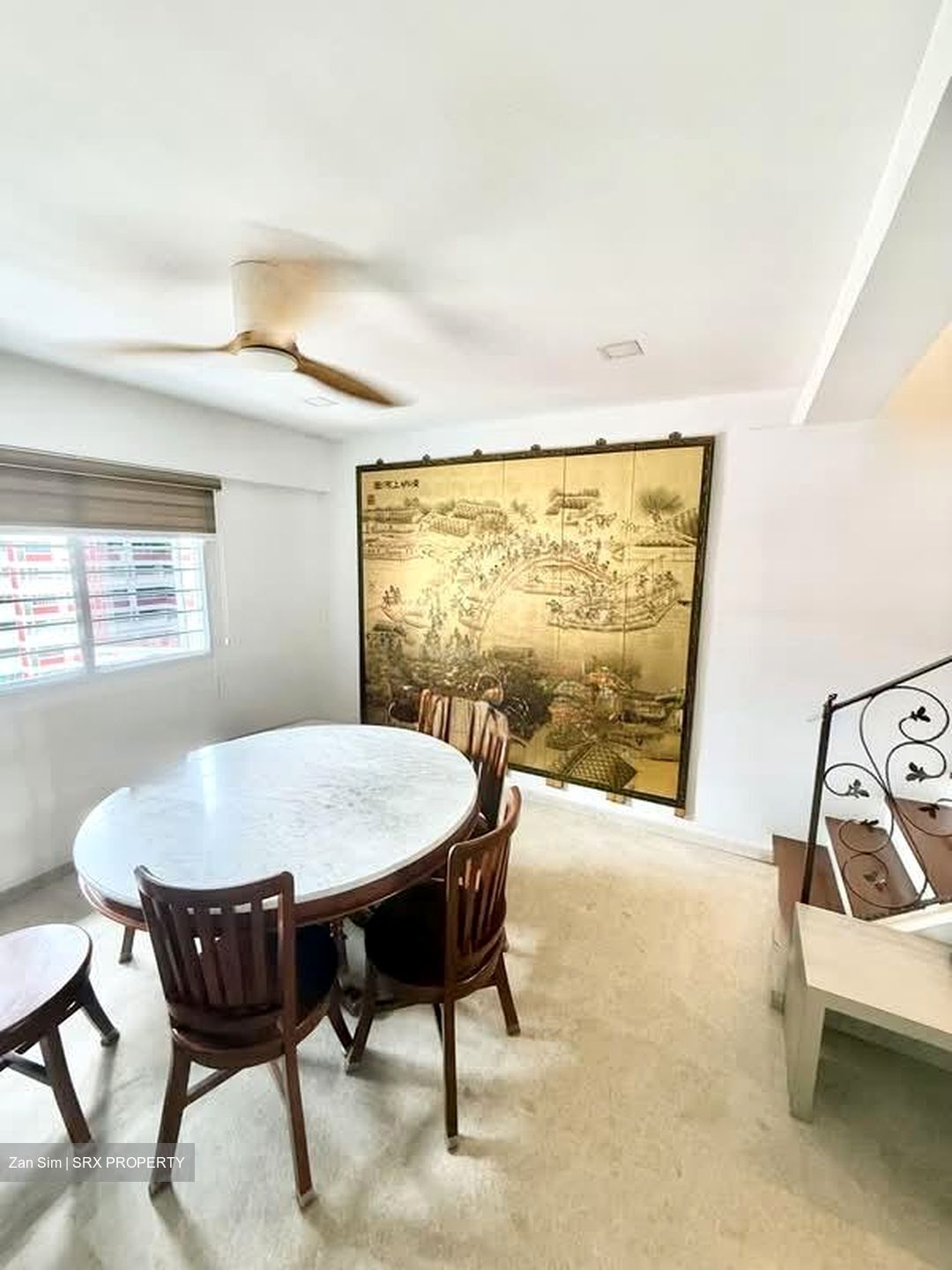 Blk 405 Hong Kah Court (Jurong West), HDB Executive #599638401
